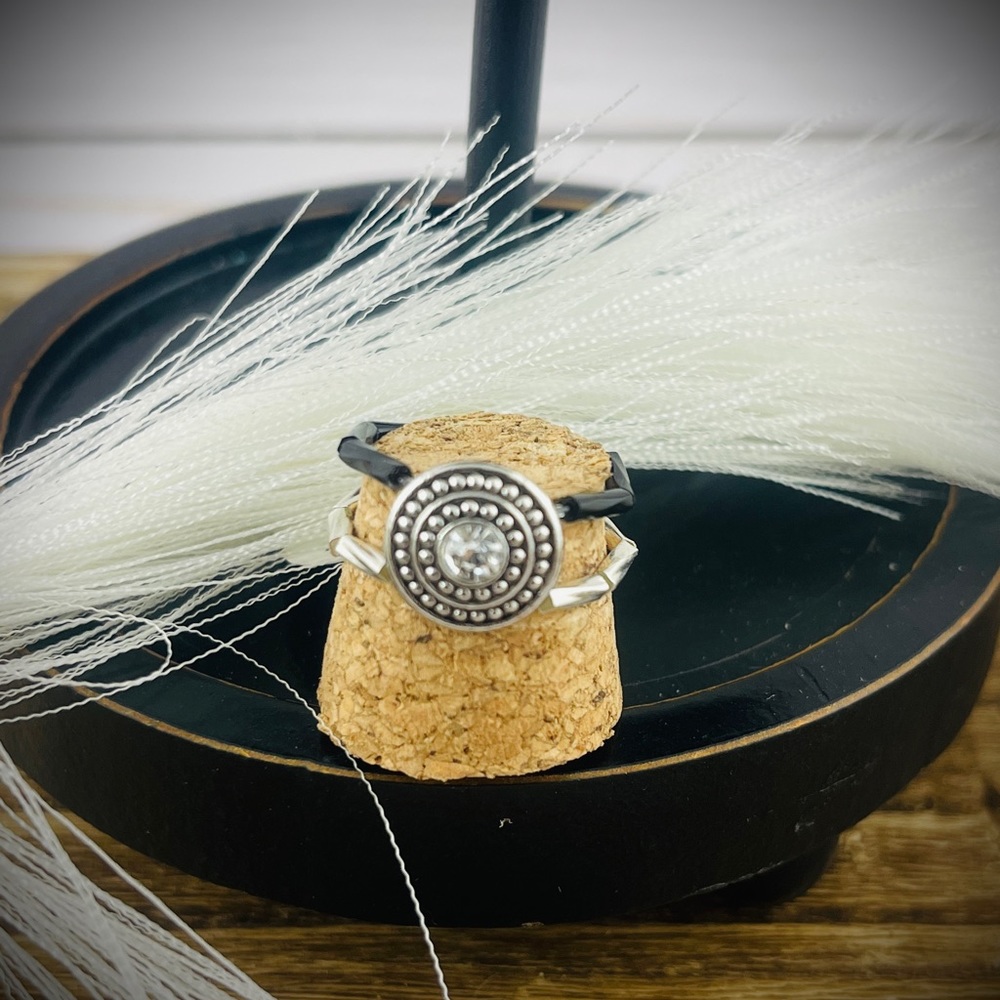 Bling stretch statement ring - Picture 3 of 3